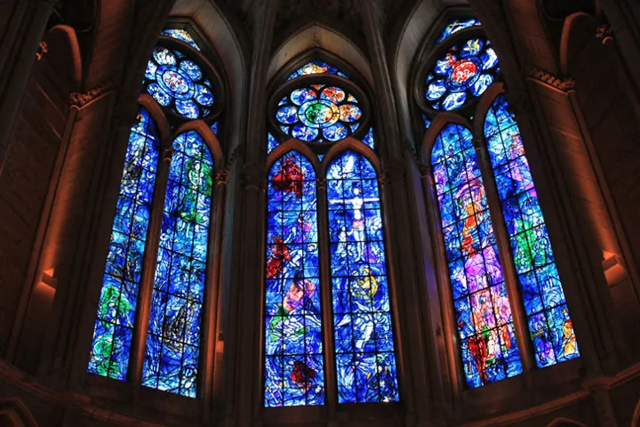 Photo prise de l'intérieur de la cathédrale Notre-Dame de Reims