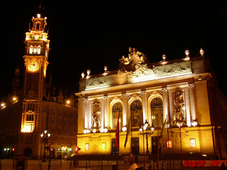 Photo prise de nuit de l'Opéra de Bordeaux