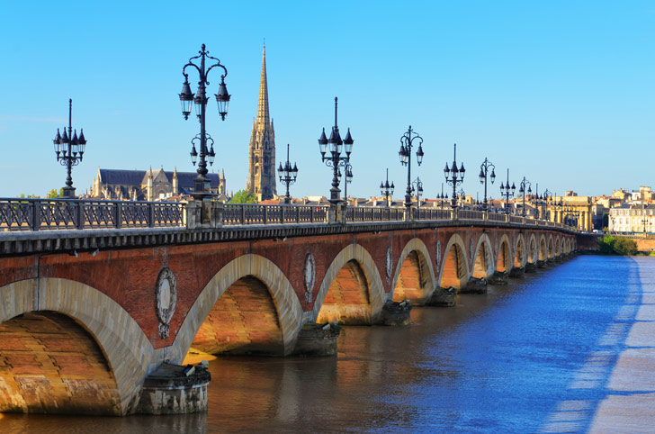 Le Pont de Pierre de Bordeaux