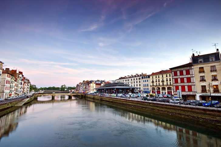 Photo de la rivière de l'Adour à Bayonne