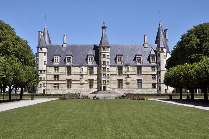 Photo du Palais Ducal à Nevers