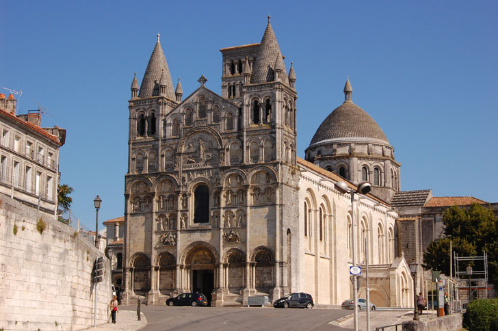 Photo de la cathédrale Saint-Pierre à Angoulême
