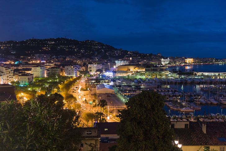 Photo prise de nuit de Cannes