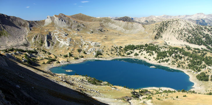Le lac d'Allos dans le Parc National du Mercantour