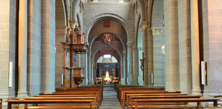 La cathédrale Notre-Dame au Puy-en-Velay