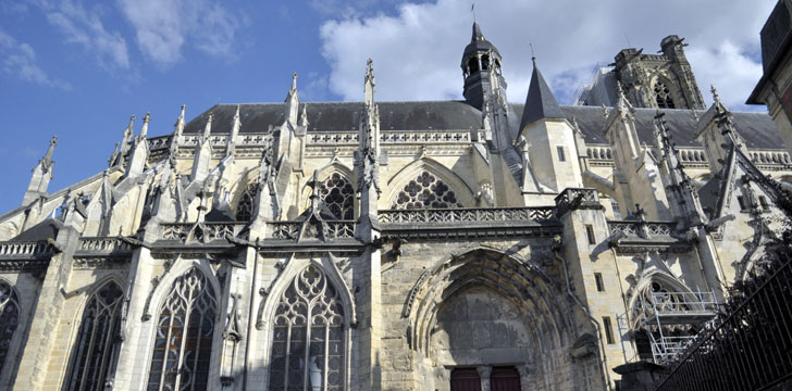La cathédrale Saint-Cyr-et-Sainte-Julitte de Nevers