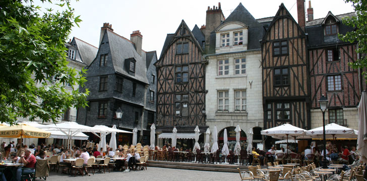 La place Plumereau à Tours