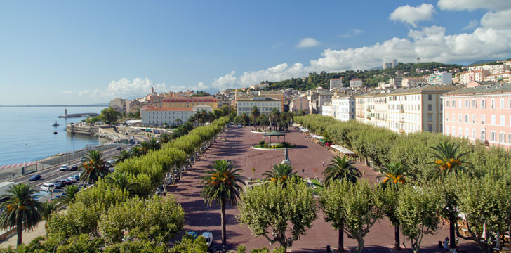 La place Saint-Nicolas à Bastia