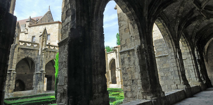 Le cloître de la Cathédrale Saint-Just-et-Saint-Pasteur à Narbonne