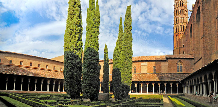 Le cloître de l'église des Jacobins à Toulouse