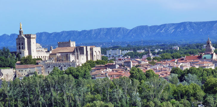 Vue d'ensemble de la ville d'Avignon