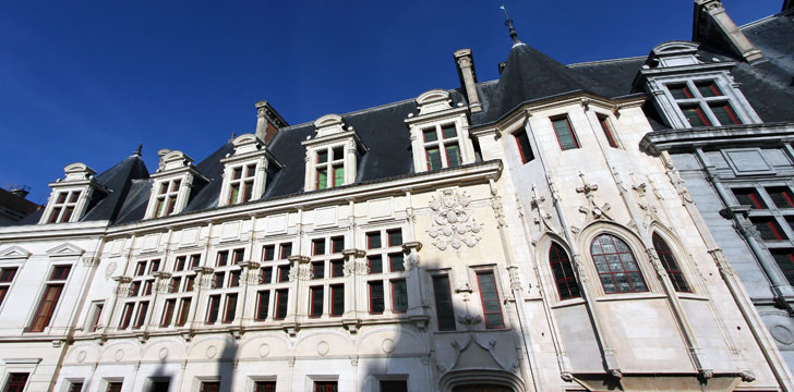 Le Palais du Parlement du Dauphiné à Grenoble