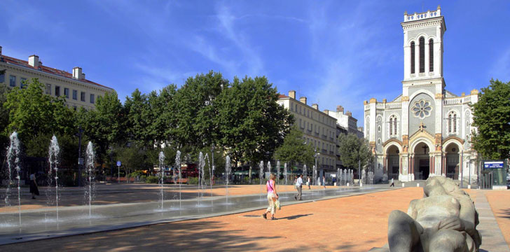 La cathédrale Saint-Charles Borromée de Sainte-Étienne